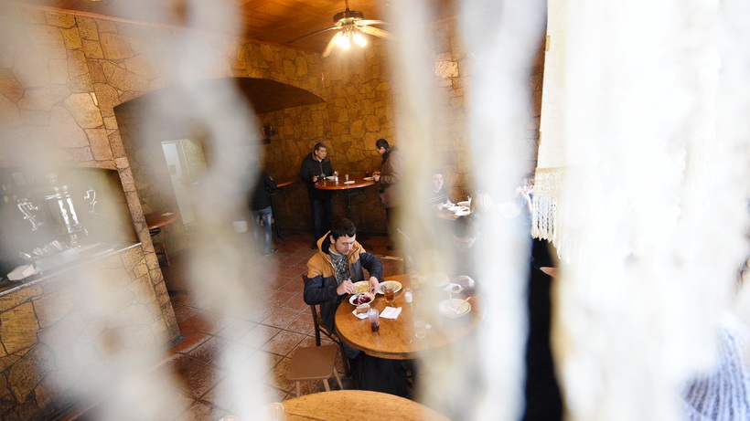 блинная на воронцовской история. %D0%91%D0%BB%D0%B8%D0%BD%D1%8B %D0%B8%D0%BD%D1%82%D0%B5%D1%80%D1%8C%D0%B5%D1%80. блинная на воронцовской история фото. блинная на воронцовской история-%D0%91%D0%BB%D0%B8%D0%BD%D1%8B %D0%B8%D0%BD%D1%82%D0%B5%D1%80%D1%8C%D0%B5%D1%80. картинка блинная на воронцовской история. картинка %D0%91%D0%BB%D0%B8%D0%BD%D1%8B %D0%B8%D0%BD%D1%82%D0%B5%D1%80%D1%8C%D0%B5%D1%80. В рубрике о городских местах, живущих вопреки времени, — таганская блинная, пример советского общепита 1960-х, которая исправно печет блины по одной и той же рецептуре уже 50 лет. блинная на воронцовской история. %D0%91%D0%BB%D0%B8%D0%BD%D1%8B %D0%B8%D0%BD%D1%82%D0%B5%D1%80%D1%8C%D0%B5%D1%80. блинная на воронцовской история фото. блинная на воронцовской история-%D0%91%D0%BB%D0%B8%D0%BD%D1%8B %D0%B8%D0%BD%D1%82%D0%B5%D1%80%D1%8C%D0%B5%D1%80. картинка блинная на воронцовской история. картинка %D0%91%D0%BB%D0%B8%D0%BD%D1%8B %D0%B8%D0%BD%D1%82%D0%B5%D1%80%D1%8C%D0%B5%D1%80. В рубрике о городских местах, живущих вопреки времени, — таганская блинная, пример советского общепита 1960-х, которая исправно печет блины по одной и той же рецептуре уже 50 лет.